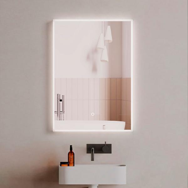 Cassøe Ravenna spejl m/lys og touch - 60x80 cm Cassøe Ravenna spejl m/lys og touch - 60x80 cm